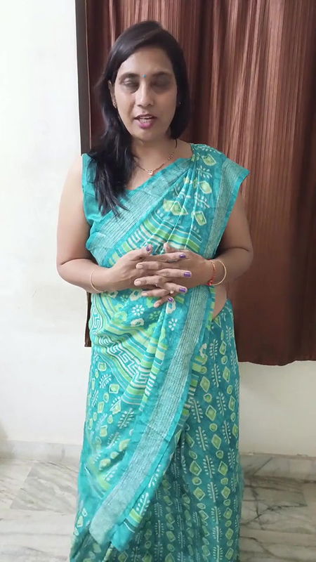 Gujarati style me saree draping  kiya kesa lag rha he？.