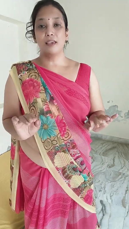 House cleaning video in Desi style⧸me Ghar me ase hi zadu pochha krti hu⧸mko ye task bhi pura krna .