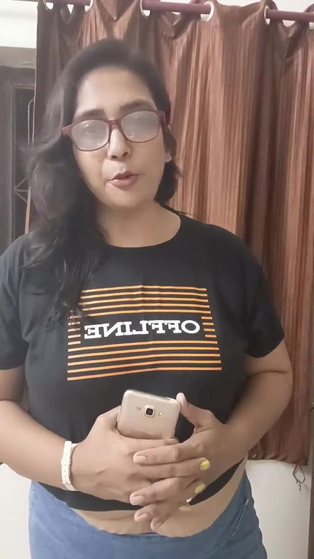 is Umar me ase videos banane se achha he apne ghar parivar ko dekh le parivar khush rahega????????