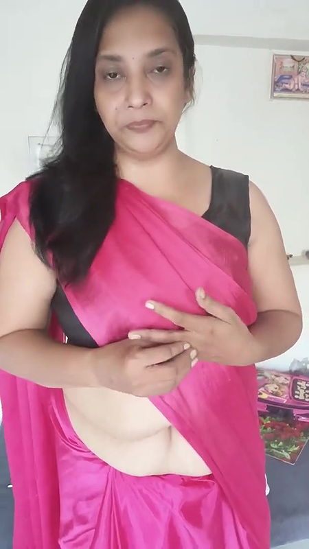 kruti Patel ke naam ki bhot fake ID he jo logo ko thagati pls  be careful⧸aage me responsible nai h.