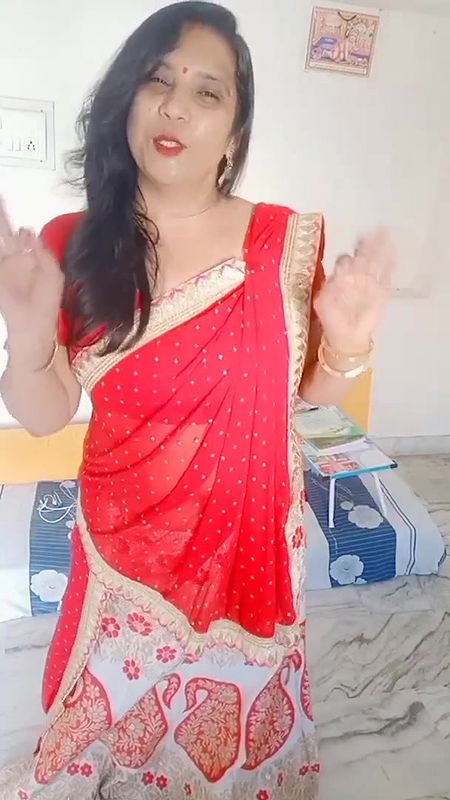 kruti Patel with duppatta wearin.