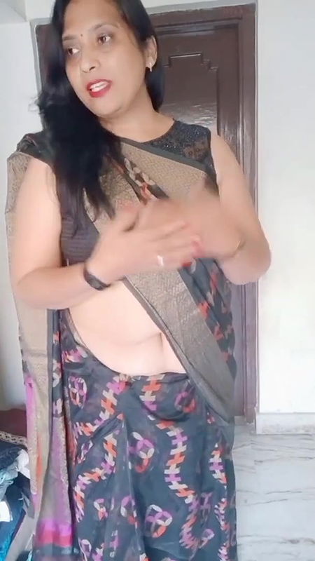 kruti Patel with hott saree vidi.