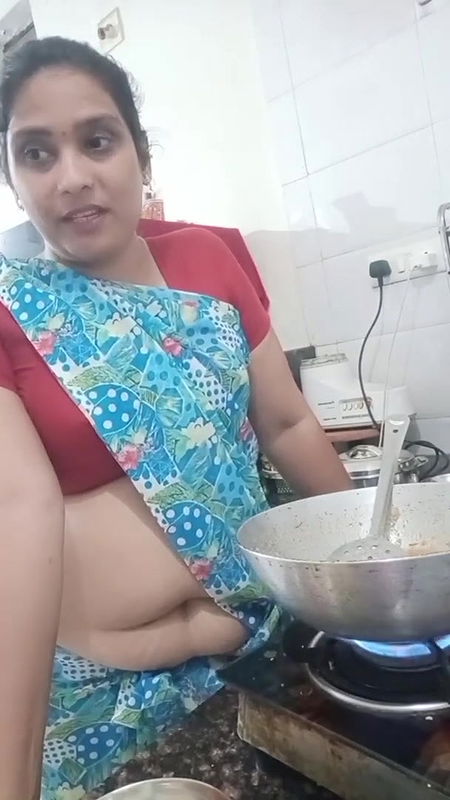 kruti Patel with hott spicy cheese paneer masal.