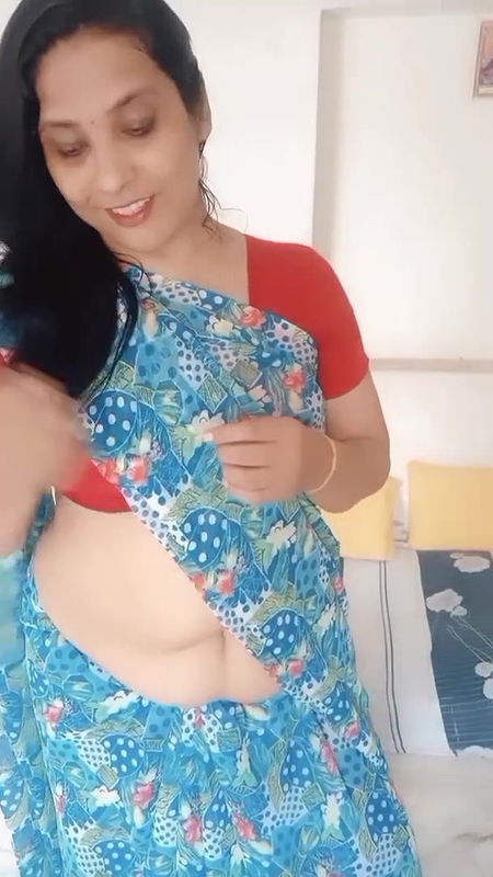 kruti Patel with lovethough.