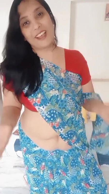 kruti Patel with lovethough.