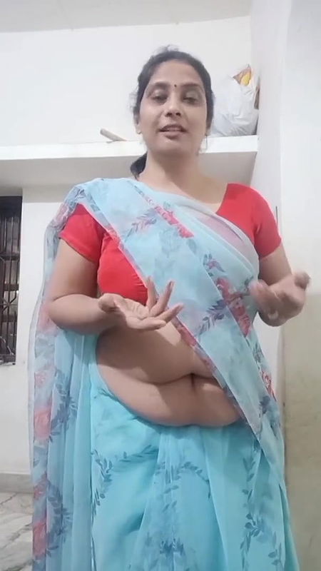 kruti with hottt sou.