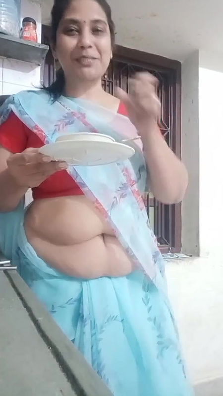 kruti with hottt sou.