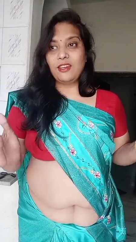 krutipatel with South Indian dis.