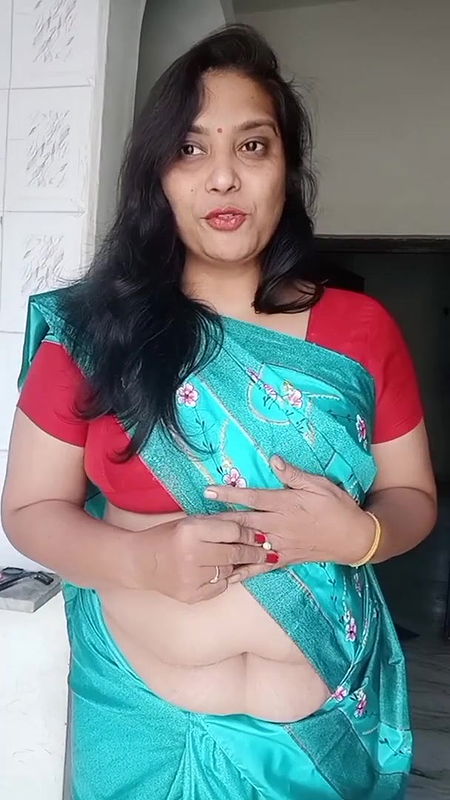 krutipatel with South Indian dis.