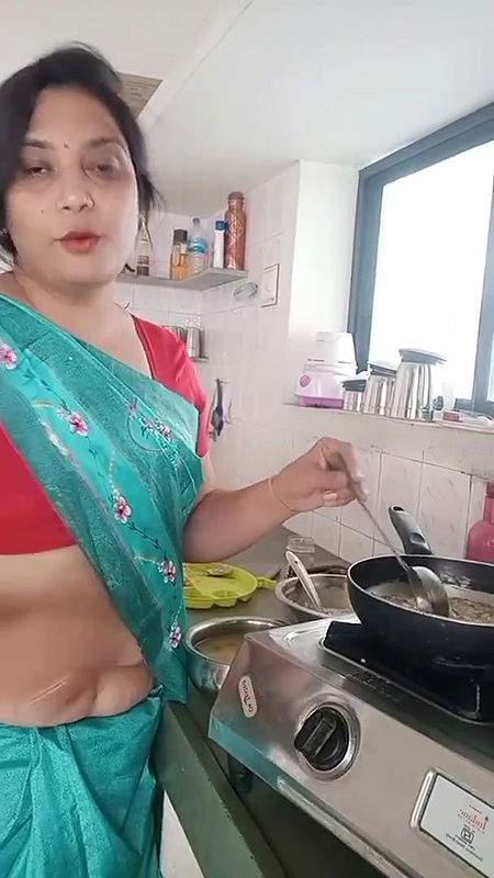 krutipatel with South Indian dis.