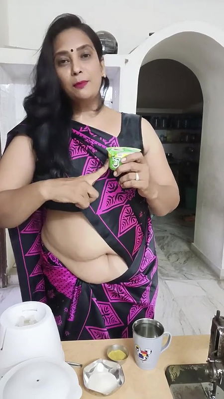 mene apna weight loss journey start Kiya qki sabhi log meko  moti  bolte he⧸pr moti ni hu y.