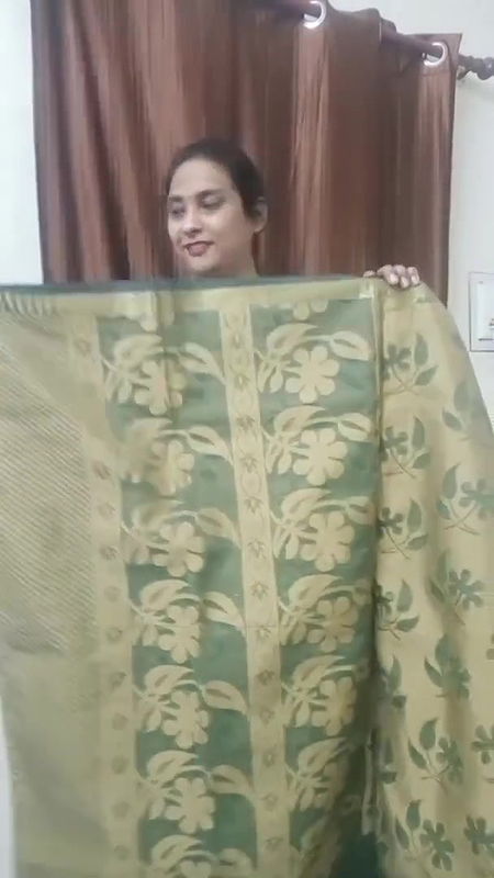 moti hu to Kya kru ？ khana apni kamai ka khati hu aapki thodi Jo aapko Mera motapa bura lga.