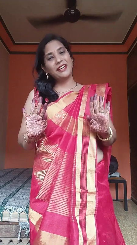 panchanihka mahostav ka pahela din ⧸ meri mahendi kesa rang lai he？⧸kya aapne dekha asa.