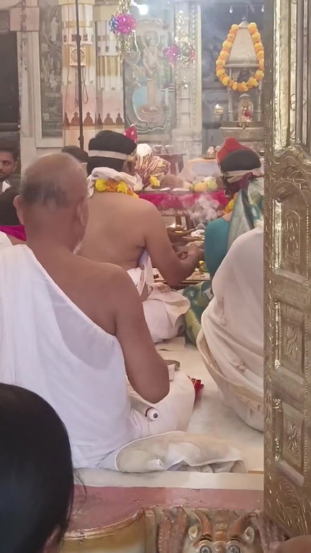 panchanihka mahostav ka pahela din ⧸ meri mahendi kesa rang lai he？⧸kya aapne dekha asa.