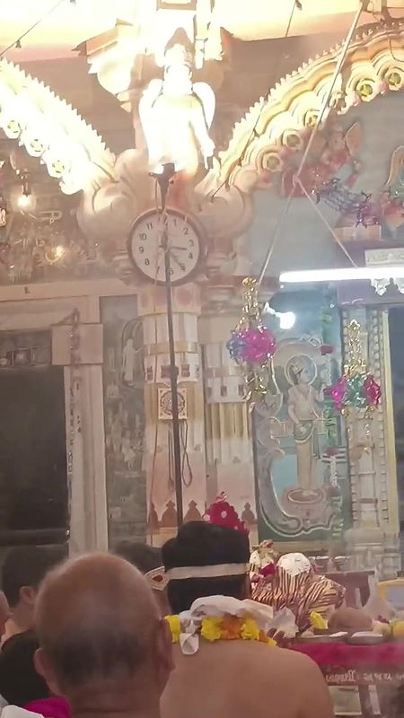 panchanihka mahostav ka pahela din ⧸ meri mahendi kesa rang lai he？⧸kya aapne dekha asa.