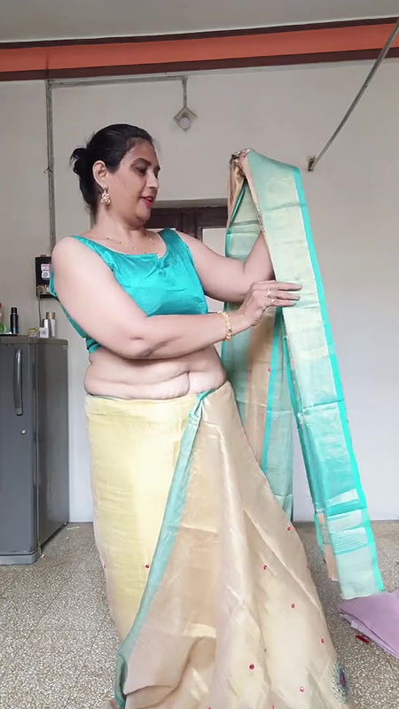 paryusan parv ke chhathe din ka look ⧸mene pahena golden saree kesi lg rhi hu？⧸30Augus.
