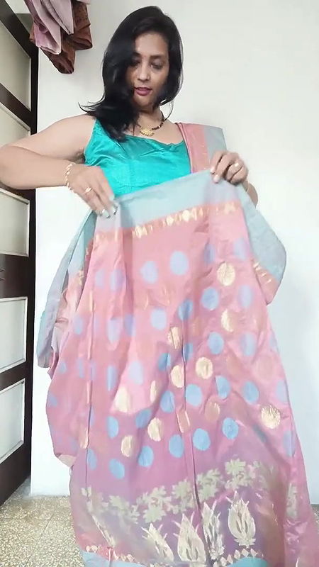 paryusan parv ke dusare din ka look ⧸mene pahena silk saree kesi lg rhi hu.