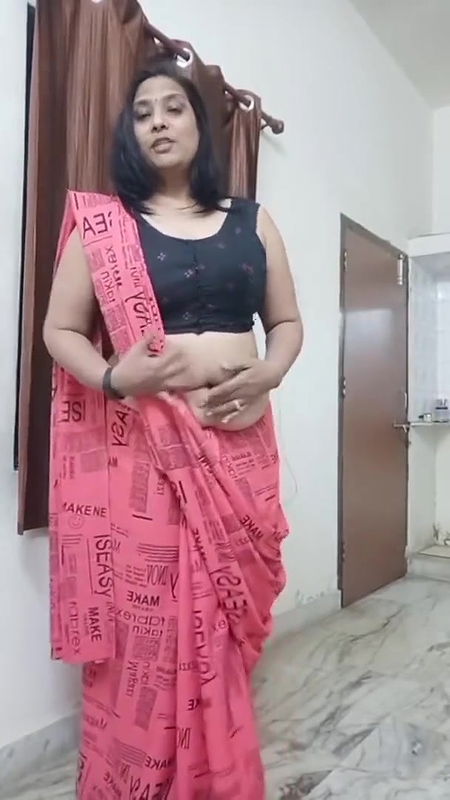 saree drapping vide.