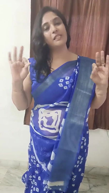 vo kabhi dare hi nai muje khone se unko kabhi koi afsos ni hoga⧸Gujarati style me saree drapin.
