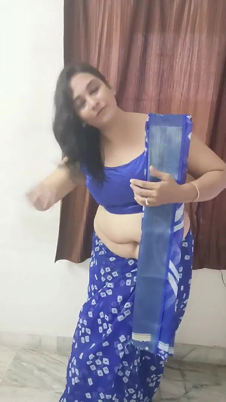vo kabhi dare hi nai muje khone se unko kabhi koi afsos ni hoga⧸Gujarati style me saree drapin.