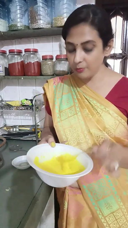 श्रावण मास में प्रसाद और त्योहार के लिए घर पर बूंदी के लड्डू ऐसे बनाए  खाते रहे जायेंगे⧸बूंदी लड्ड.