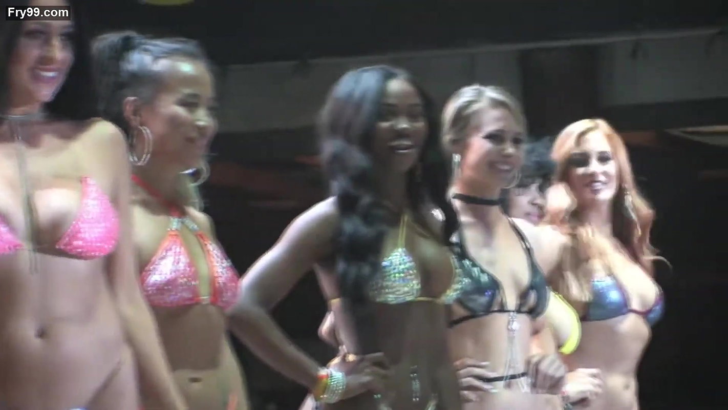 Bikini contest 2