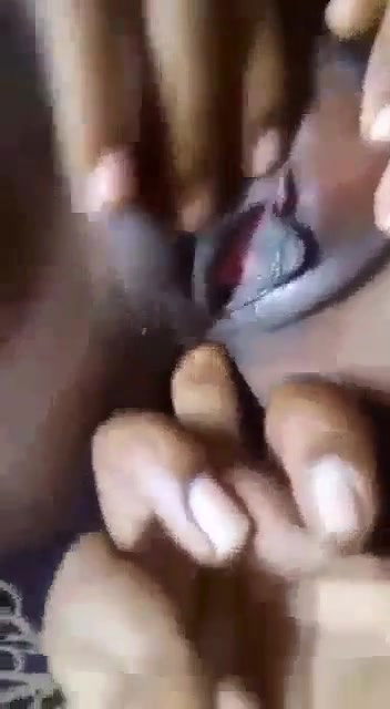 Beautiful Wife Feels Like She is in Heaven When Hubby Playing with her Both Hole