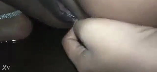 Desi sexy village bhabi pee