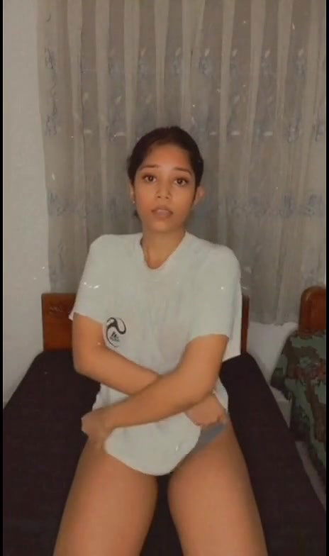 Tamil Sexy Beautiful Horny Busty Glasses Girl Mastrubate , Bath , Fingering & Dancing