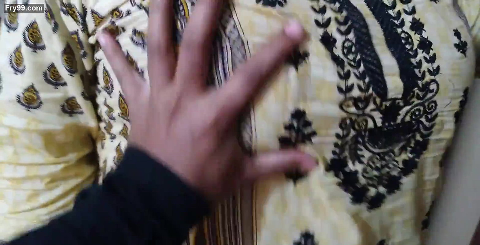 (Punjabi Aunty Ki Jabardast Chudai Apni Beta) Indian hot aunty fucked by her Stepson while cleaning house – Dirty Sex