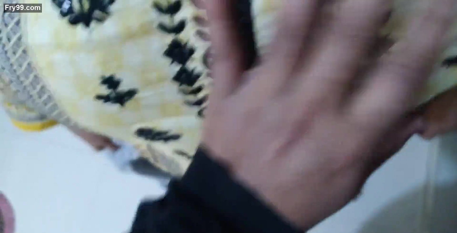 (Punjabi Aunty Ki Jabardast Chudai Apni Beta) Indian hot aunty fucked by her Stepson while cleaning house – Dirty Sex