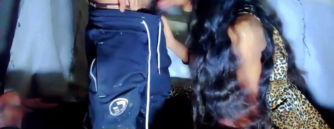 Bhabhi ne land chus chus ke Pura lal kr diya.