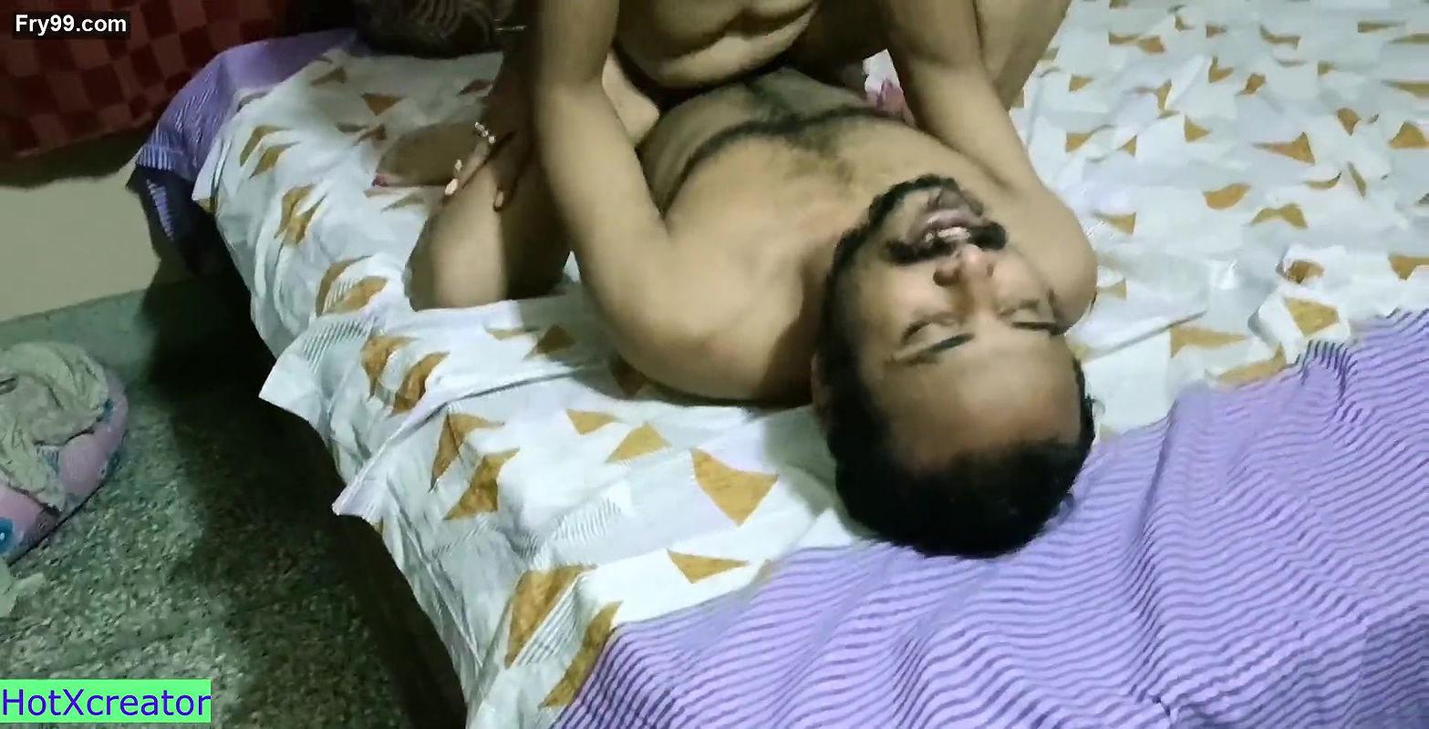 Hot Bhabhi Fucking with Naughty Devar at Home! Desi sex.