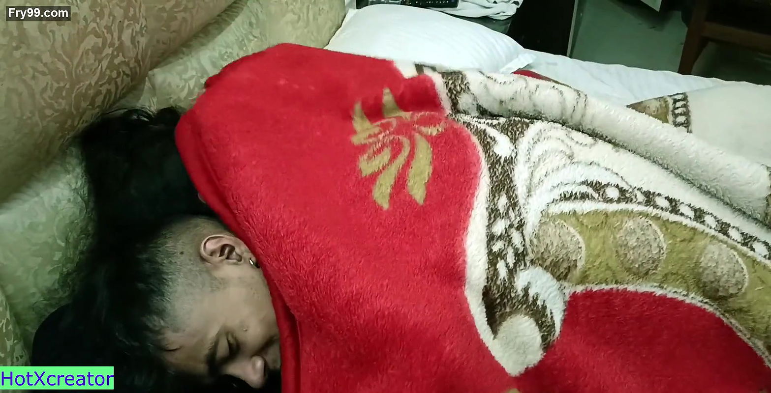 Hot Sister Morning sex with young Brother! Desi Chudai.