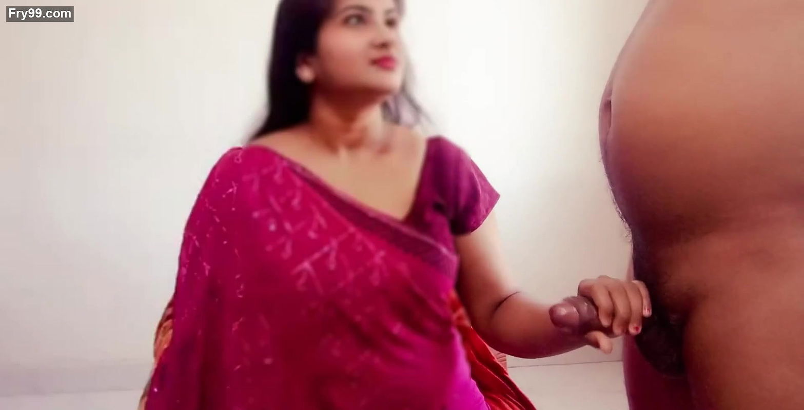 Stepmom Disha Handjob To Her Stepson and He Fucked Her Twice.