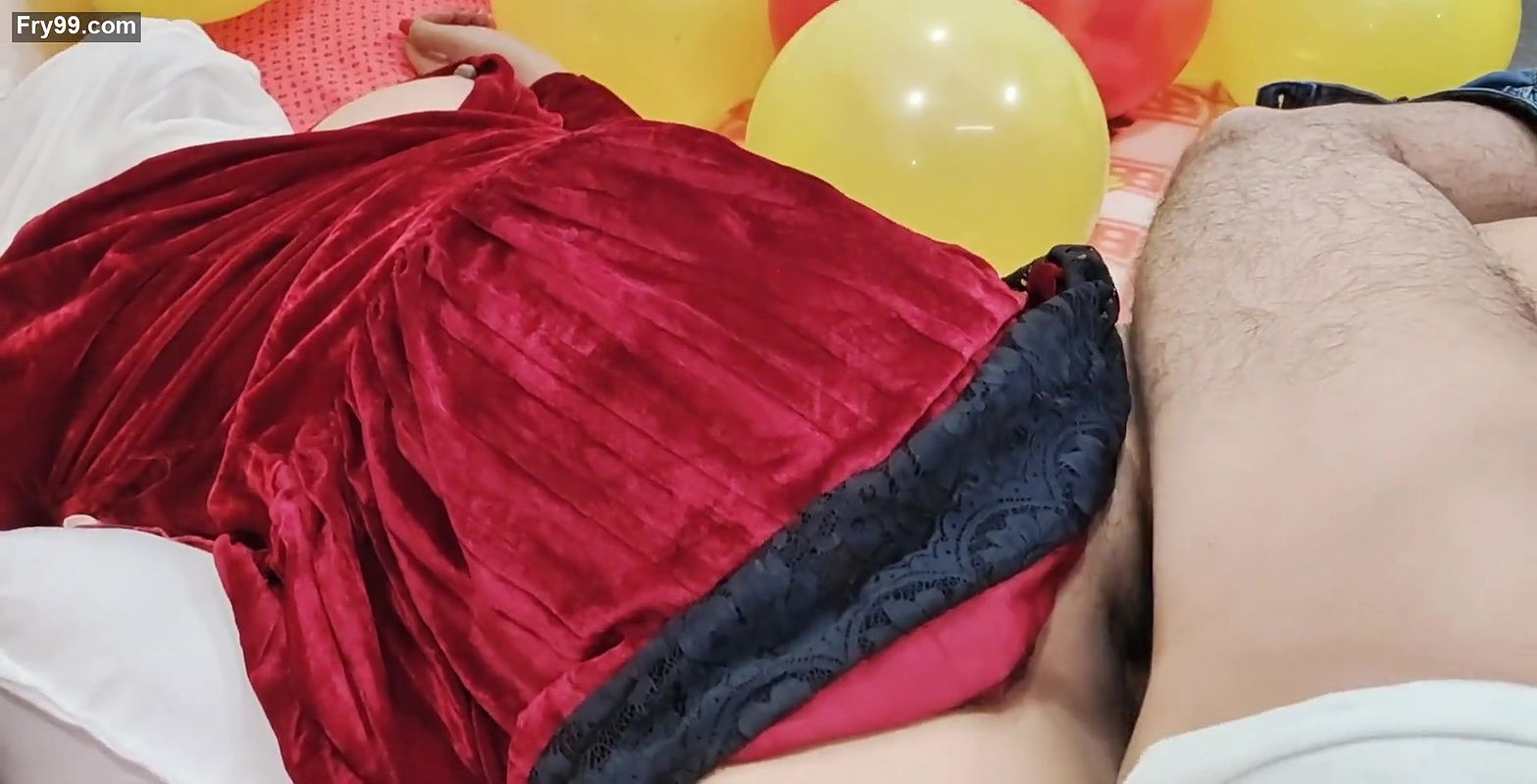 The best way for a very Happy New Year party fucking with girlfriend.