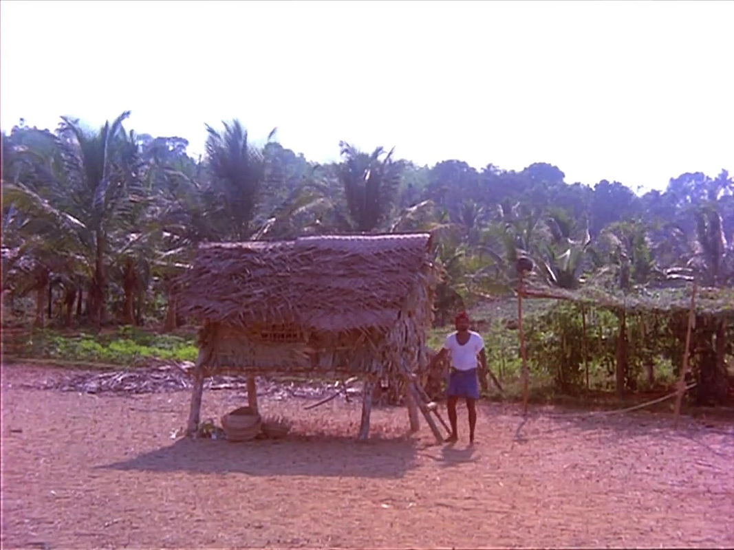 Ambika scene in Kaval Madam