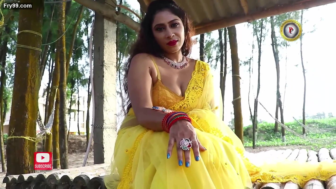 Quin Monalisa ~ Beach Saree Fashion ~ PP Entertainment