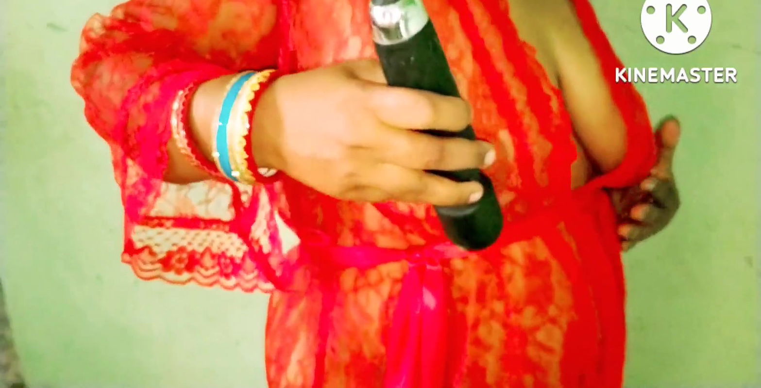 Akeli room me Payal ki vibrator sex.