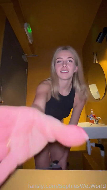 SophiesW3tWorld Onlyfans video collection – 90