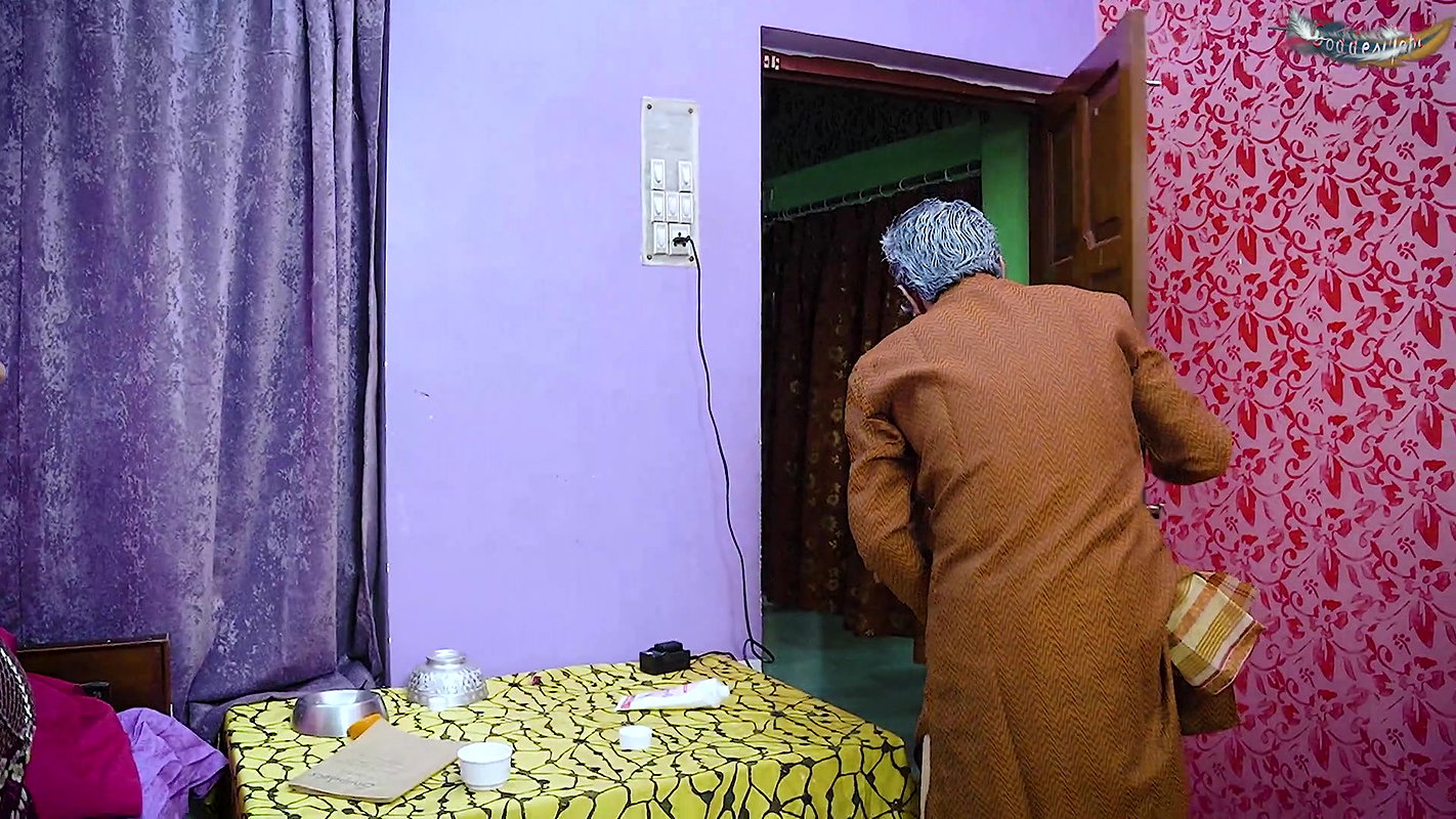 Dadaji Rough Hardcore Fuck with Virgin Girl When She Was Alone