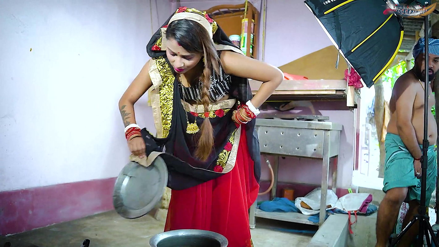 Desi Bhabhi Hardcore Fuck with Two Debar Gangbang Sex Outdoor Full Movie