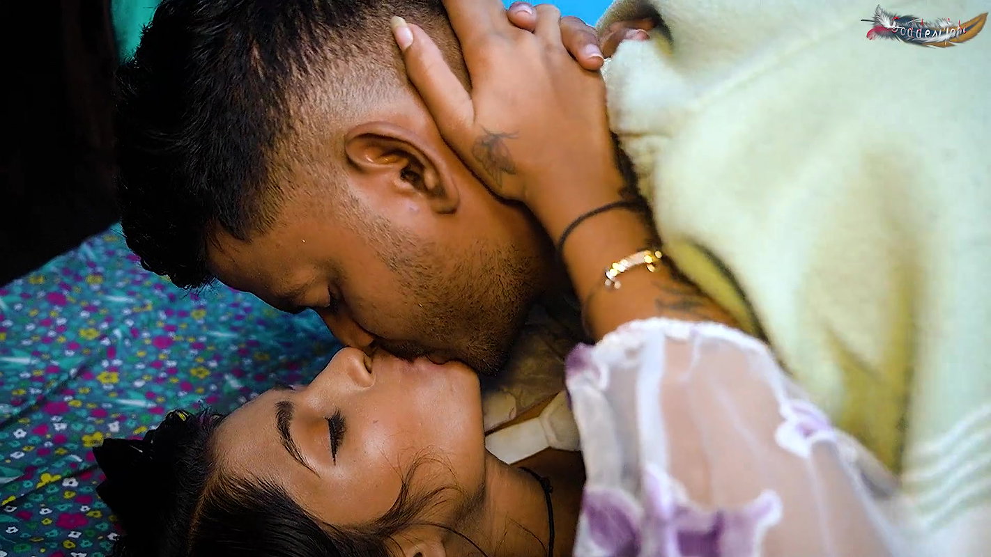 Desi Couple Difeerent Type Hardcore Sex When They Were Alone at Home Full Movie. Hindi Audio