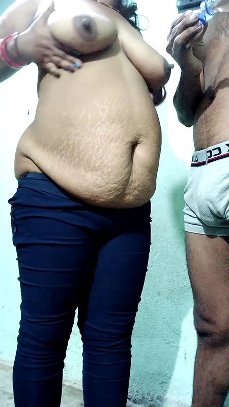 Delhi bhabi ki Hot boobs …bhabi ki gaand Masta hai.