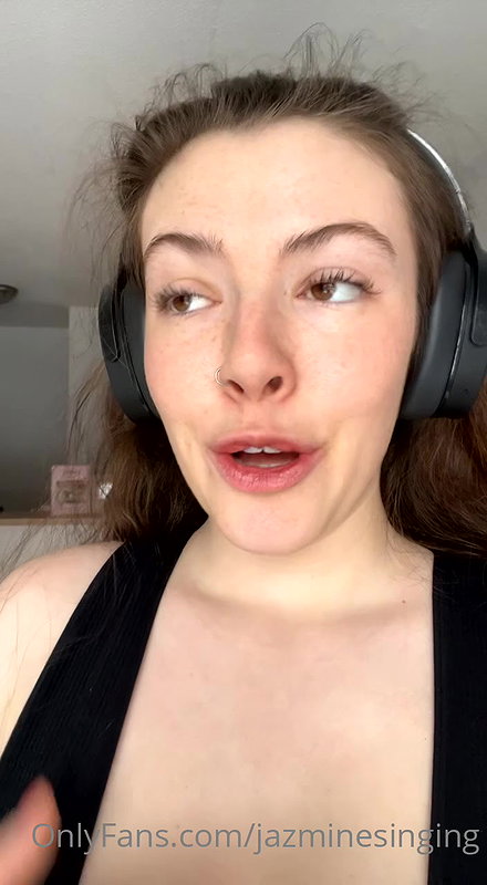Jazmine Singing Onlyfans video collection – 210