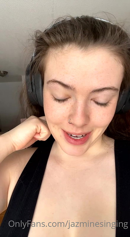 Jazmine Singing Onlyfans video collection – 210