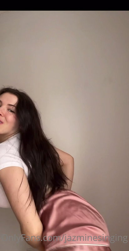 Jazmine Singing Onlyfans video collection – 247