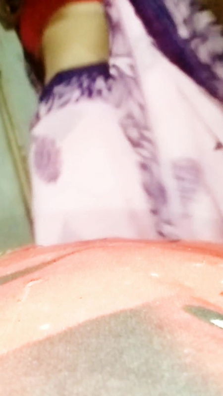 Desibhabixxx24 deshi bhabi ko kabardasti pakad liya.