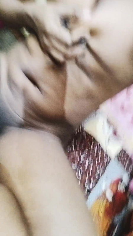 Ek Desi ladki ka video hua viral or gharwale ne dekhliya part3.