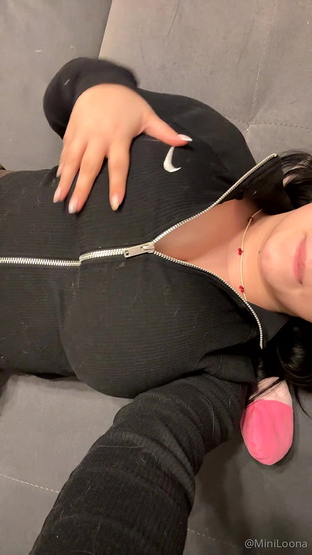 Miniloonaa Onlyfans video collection – 738